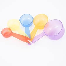 Colorful transparent measuring spoon